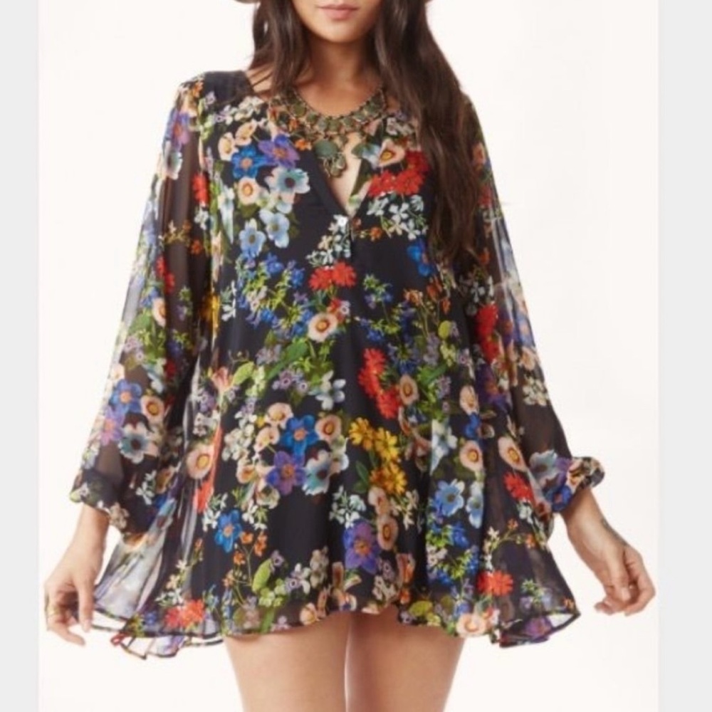 Show me your Mumu night floral tunic